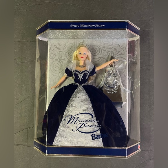 2000 Special Millennium Edition Princess Barbie. Collector. NRFB - Picture 1 of 6